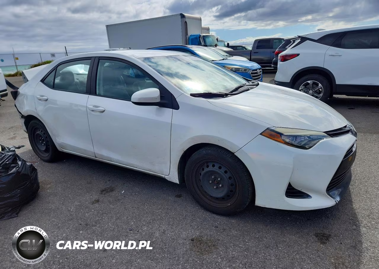 2017 Toyota Corolla L VIN:5YFBURHE8HP570170 - 4