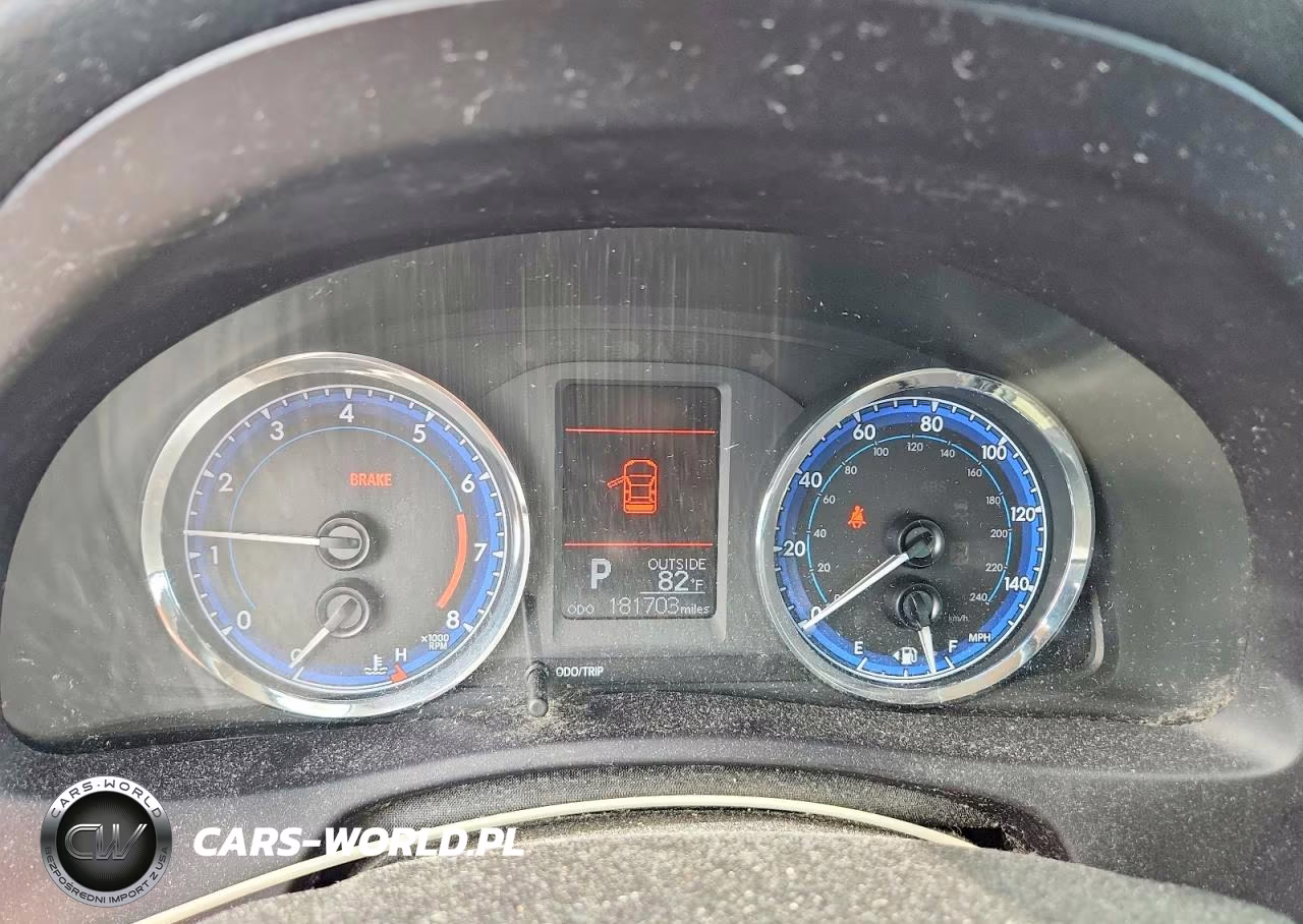2017 Toyota Corolla L VIN:5YFBURHE8HP570170 - 9