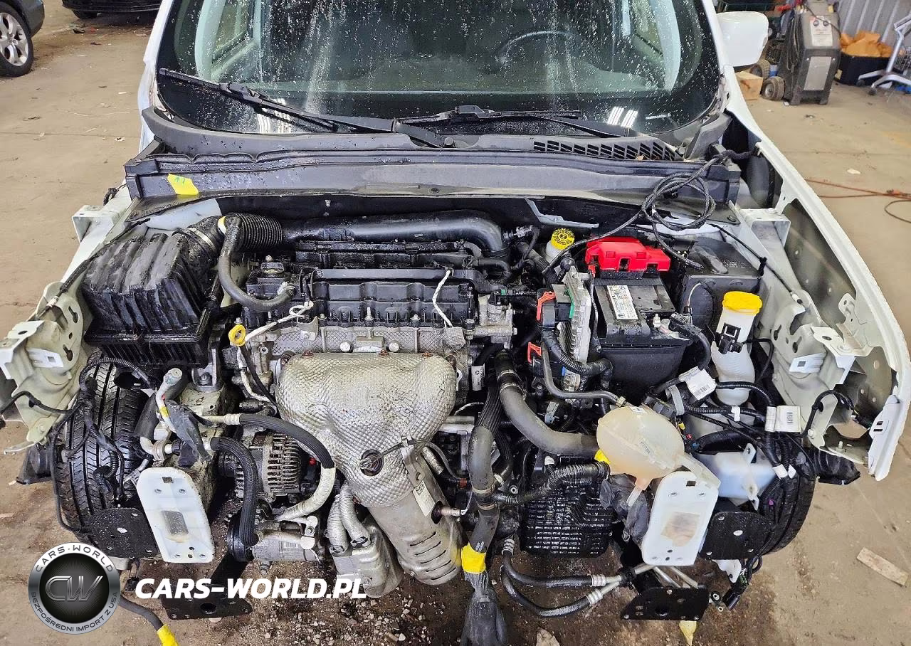 2020 Jeep Renegade Latitude VIN:ZACNJABBXLPL53736 - 12