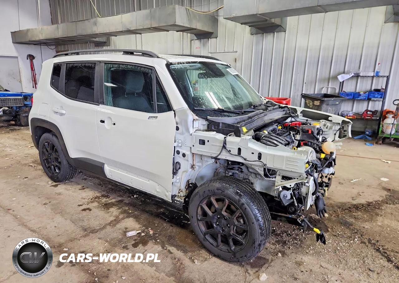 2020 Jeep Renegade Latitude VIN:ZACNJABBXLPL53736 - 4