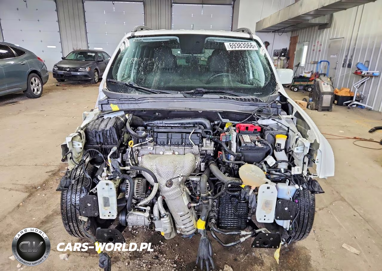 2020 Jeep Renegade Latitude VIN:ZACNJABBXLPL53736 - 5