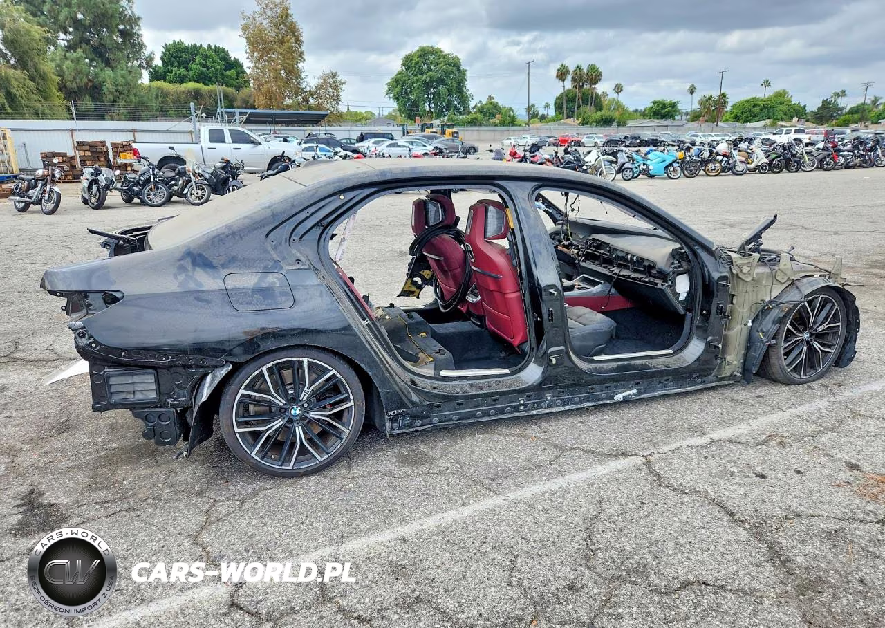 2024 BMW 740 I VIN:WBA23EH06RCT09420 - 3