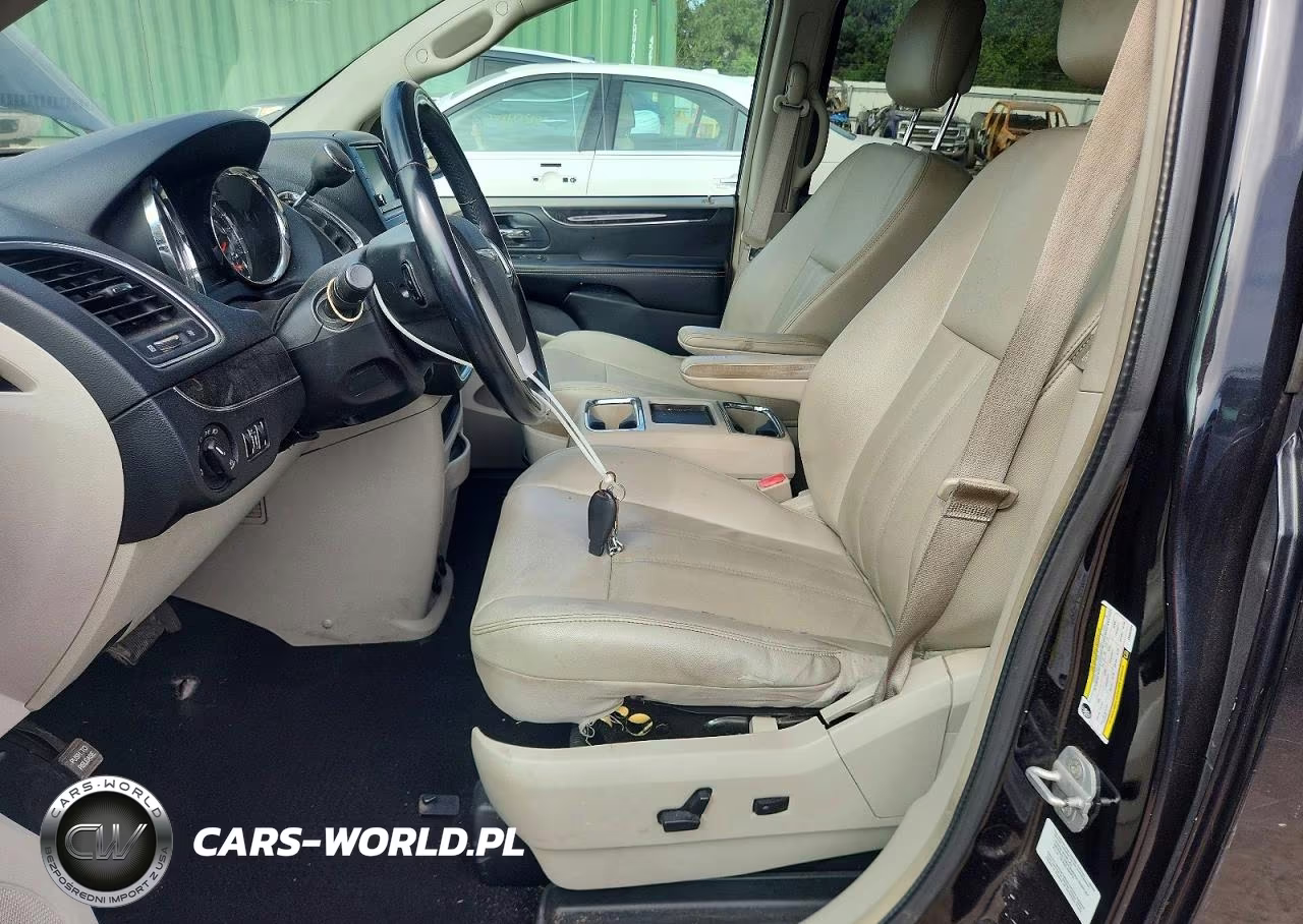 2013 Chrysler Town & Country Touring VIN:2C4RC1BG0DR662364 - 7