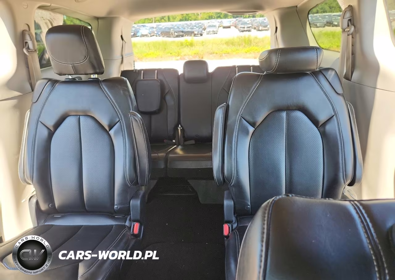 2021 Chrysler Voyager Lxi VIN:2C4RC1DG6MR505578 - 10