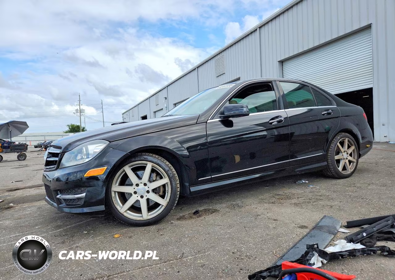 2014 Mercedes-Benz C 350 VIN:WDDGF5HB4EG162444 - 1