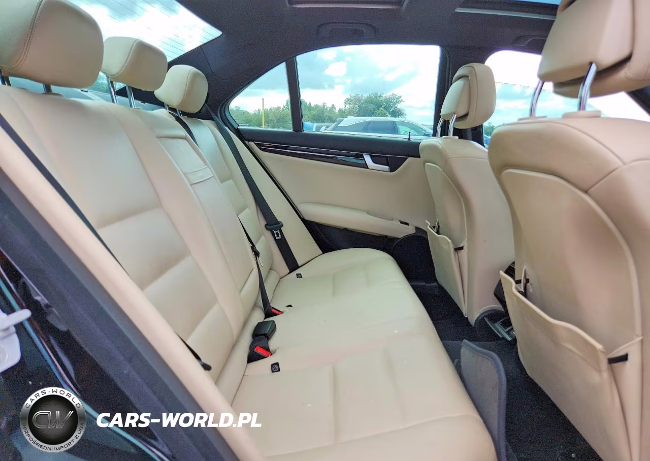 2014 Mercedes-Benz C 350 VIN:WDDGF5HB4EG162444 - 10
