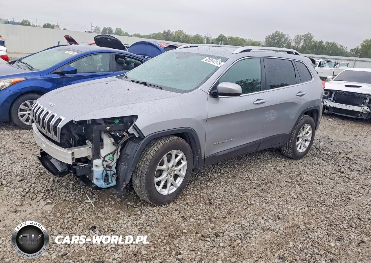 2014 Jeep Cherokee Latitude VIN:1C4PJLCS2EW105704 - 1