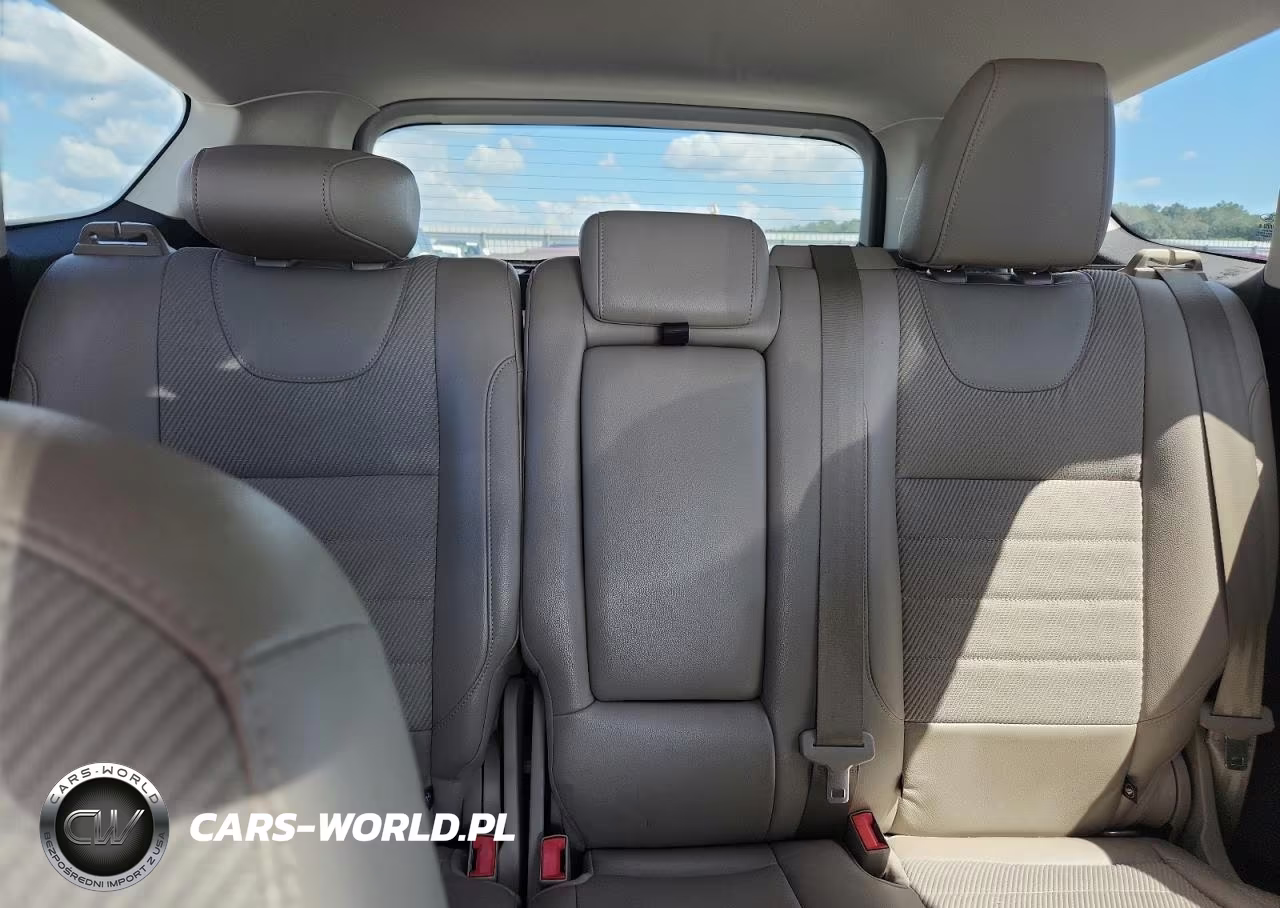 2015 Ford Escape Se VIN:1FMCU0GX0FUA22467 - 10