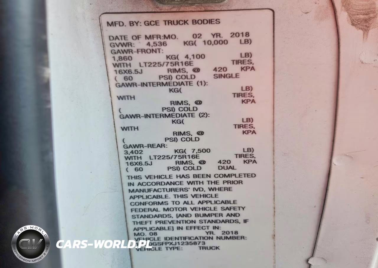 2018 Chevrolet Express Refrigerated Box Truck VIN:1GB0GSFPXJ1235873 - 13