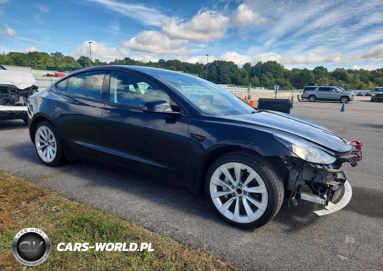 2022 Tesla Model 3 VIN:5YJ3E1EA8NF370224 - 4