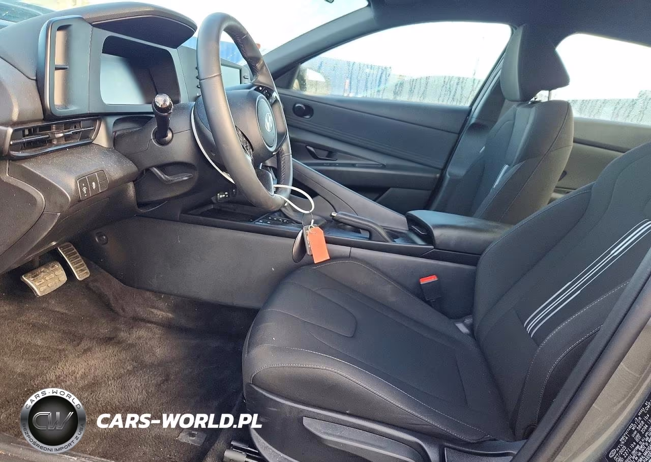 2026 Hyun Elantra Se VIN:KMHLM4DG4TU126158 - 7