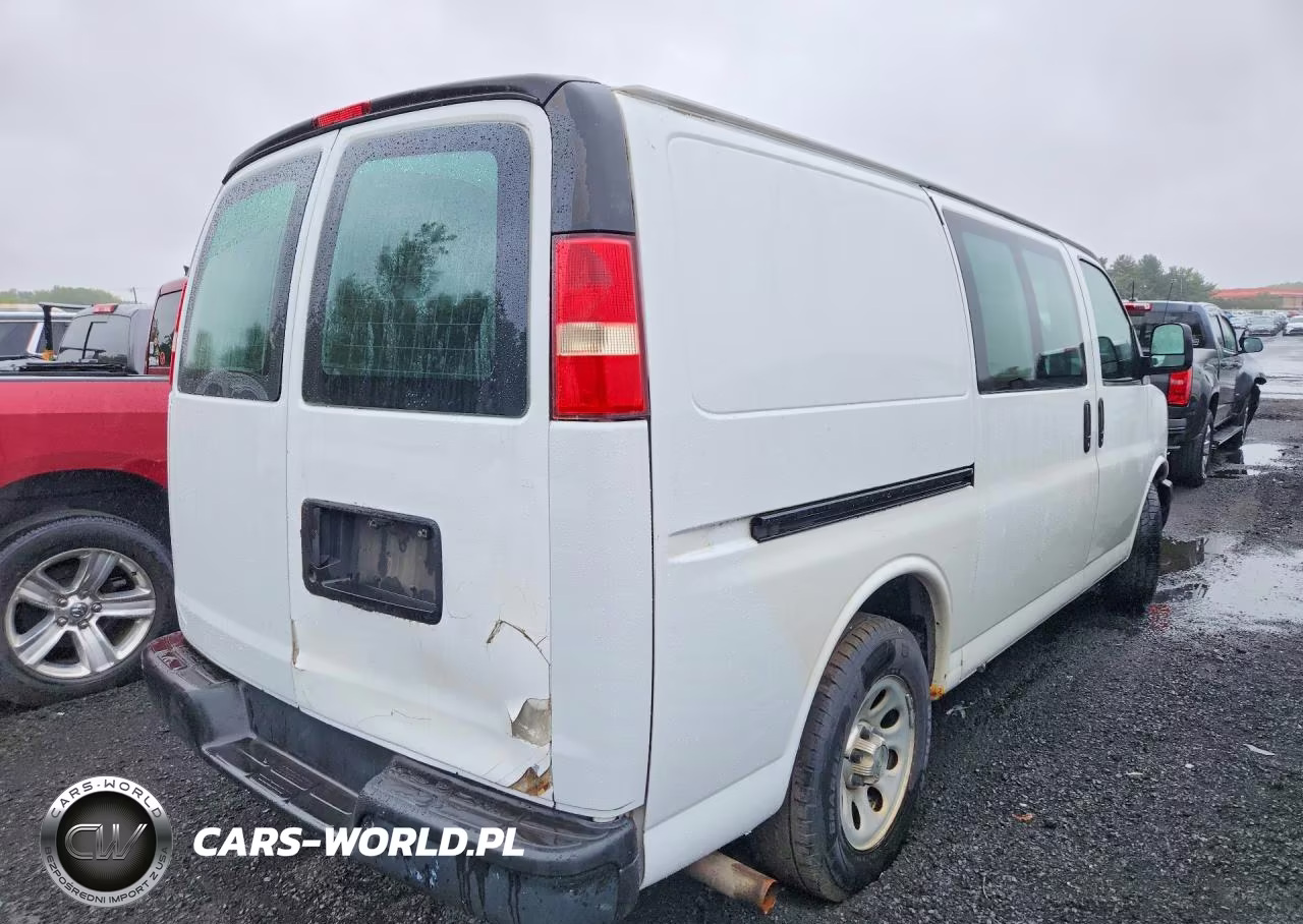 2012 Chevrolet Express G1500 VIN:1GCSGAFX5C1147007 - 3