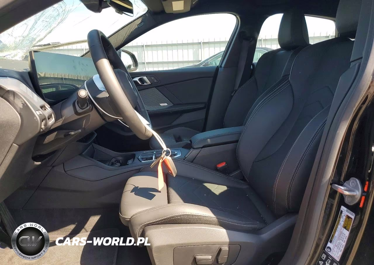 2026 BMW 228Xi VIN:WBA23GG0XT7V59479 - 7