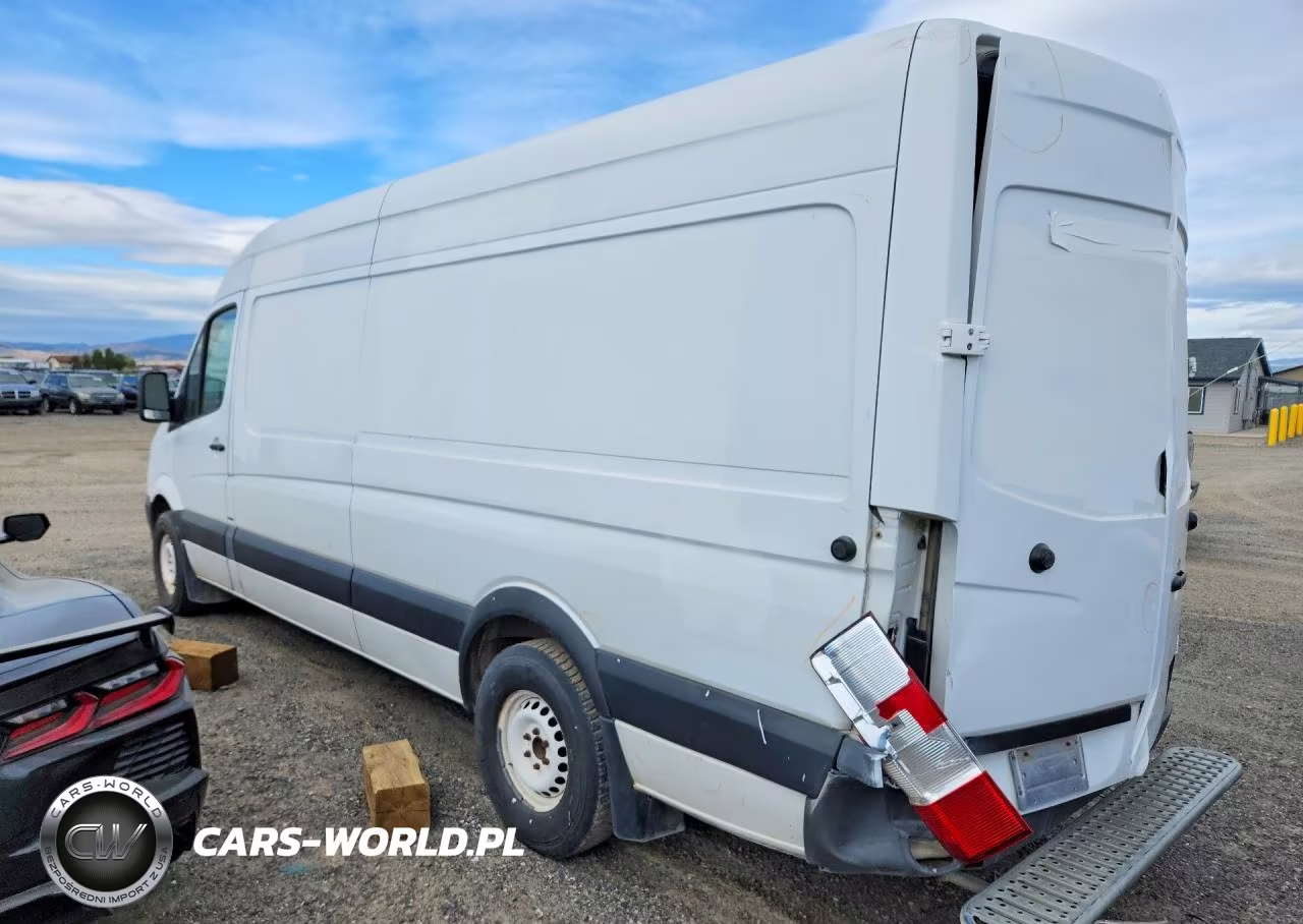2015 Mercedes-Benz Sprinter 2500 Delivery Van VIN:WD3PE8DB9FP126040 - 2
