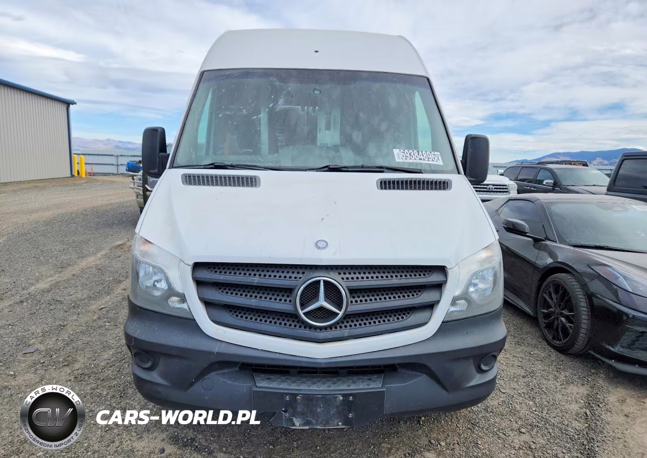 2015 Mercedes-Benz Sprinter 2500 Delivery Van VIN:WD3PE8DB9FP126040 - 5
