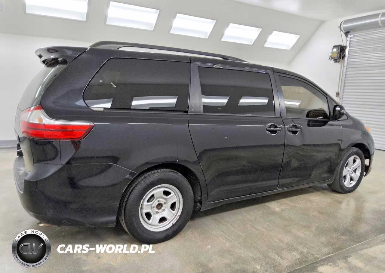 2015 Toyota Sienna Le VIN:5TDKK3DC4FS680788 - 3