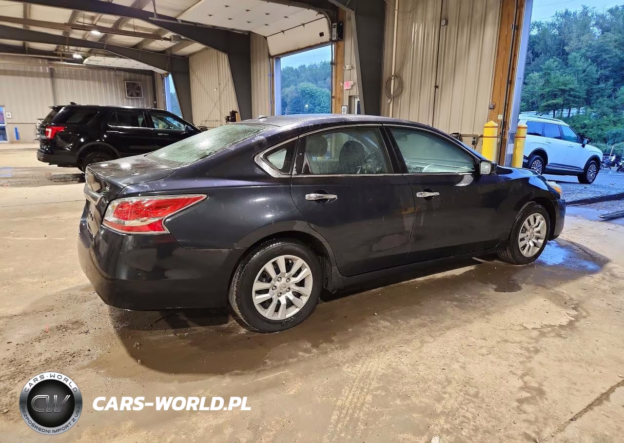 2015 Nissan Altima 2.5 S VIN:1N4AL3AP4FC287039 - 3