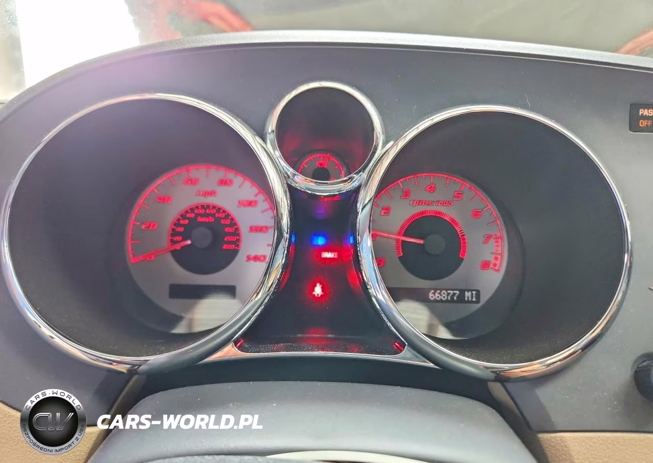 2007 Pontiac Solstice VIN:1G2MB35B07Y136264 - 9