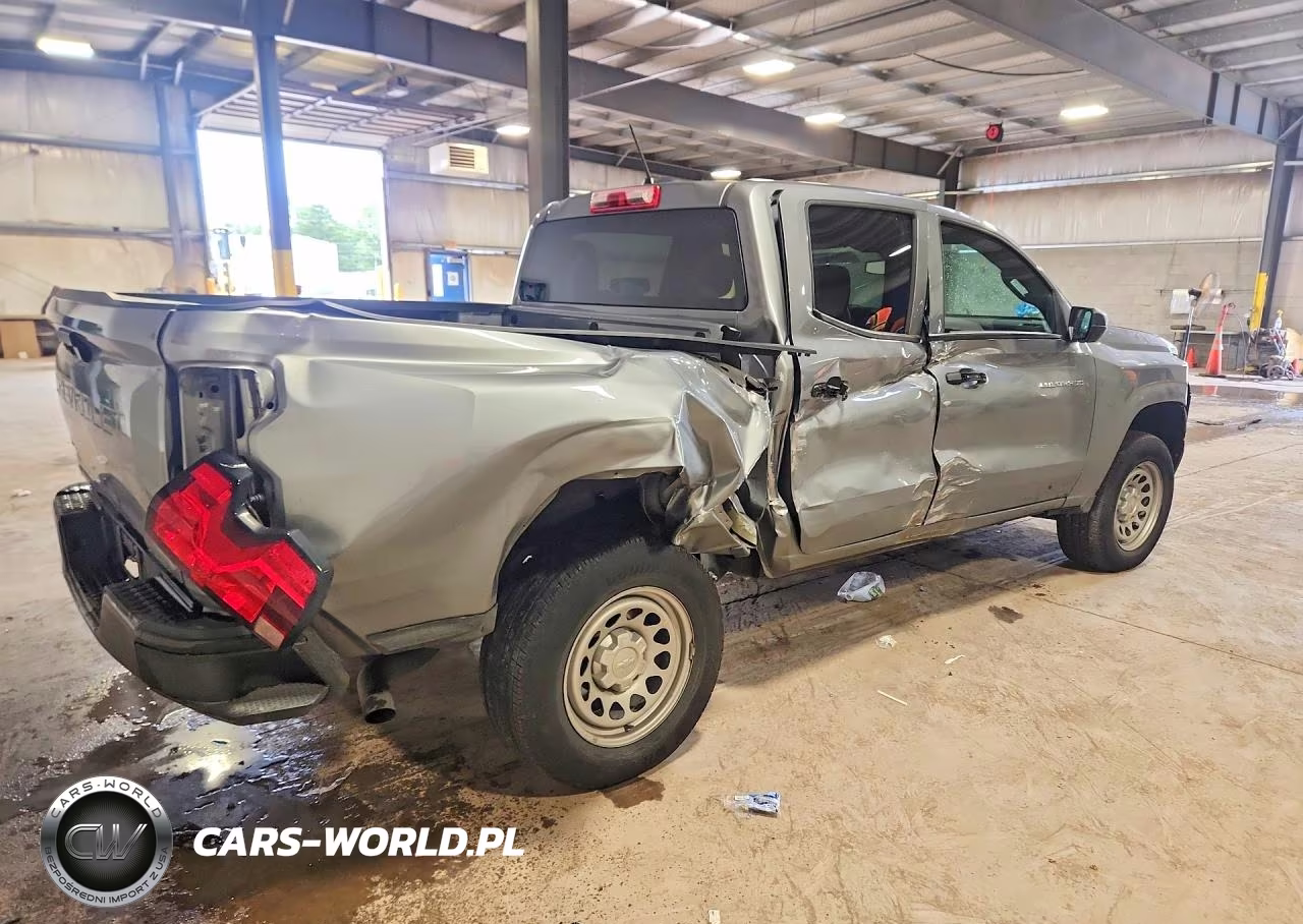 2024 Chevrolet Colorado VIN:1GCGSBEC5R1236724 - 3