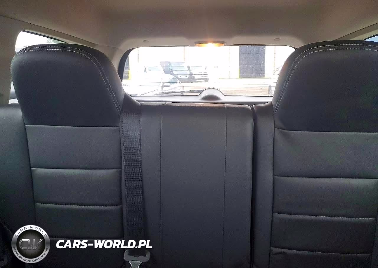 2015 Jeep Patriot Latitude VIN:1C4NJPFA6FD110970 - 10