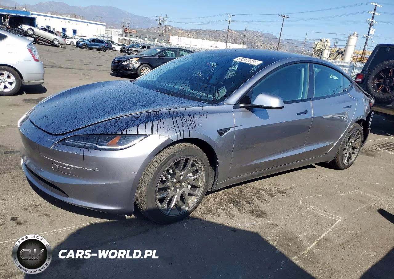 2026 Tesla Model 3 VIN:5YJ3E1EA2TF141826 - 1