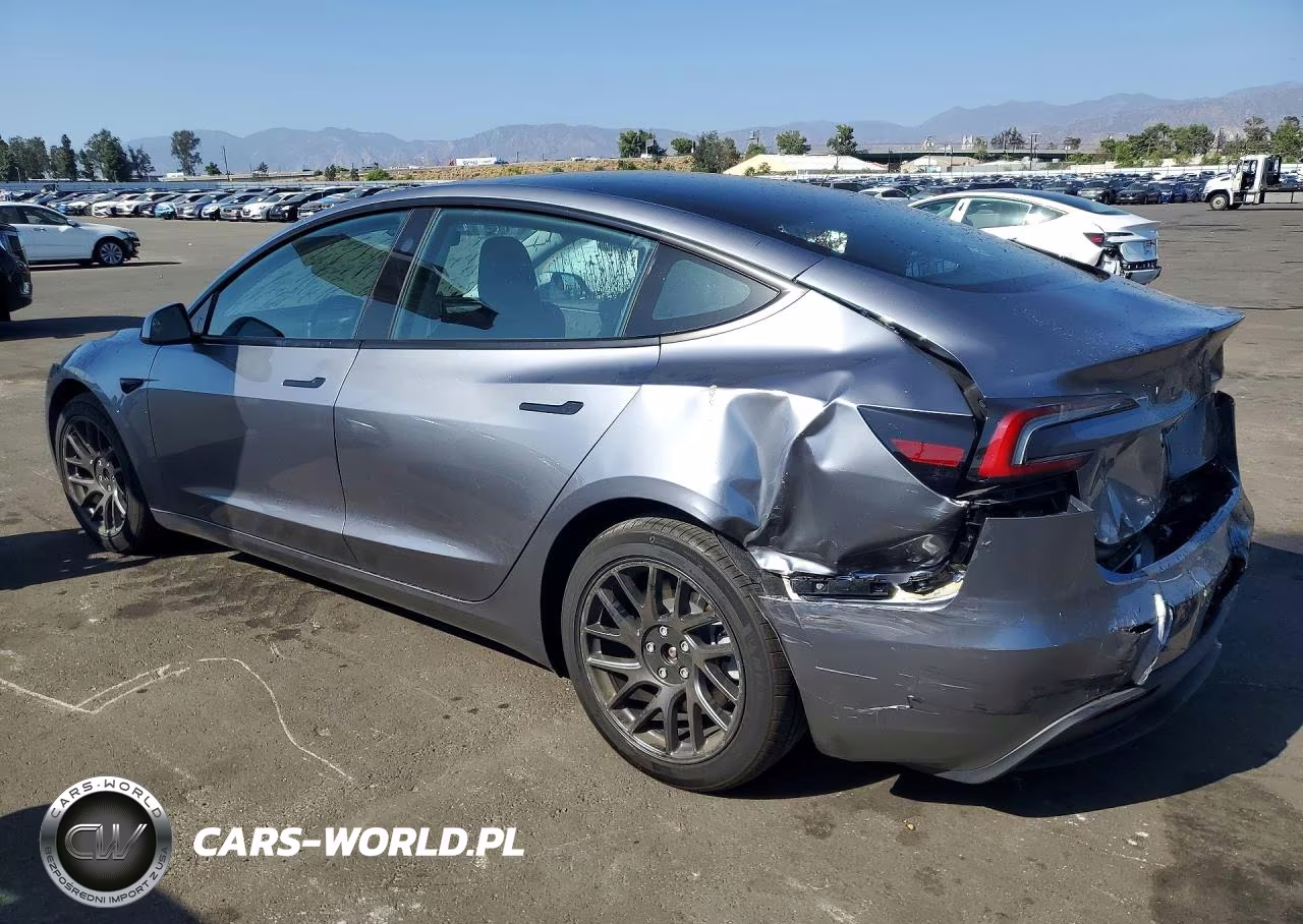 2026 Tesla Model 3 VIN:5YJ3E1EA2TF141826 - 2
