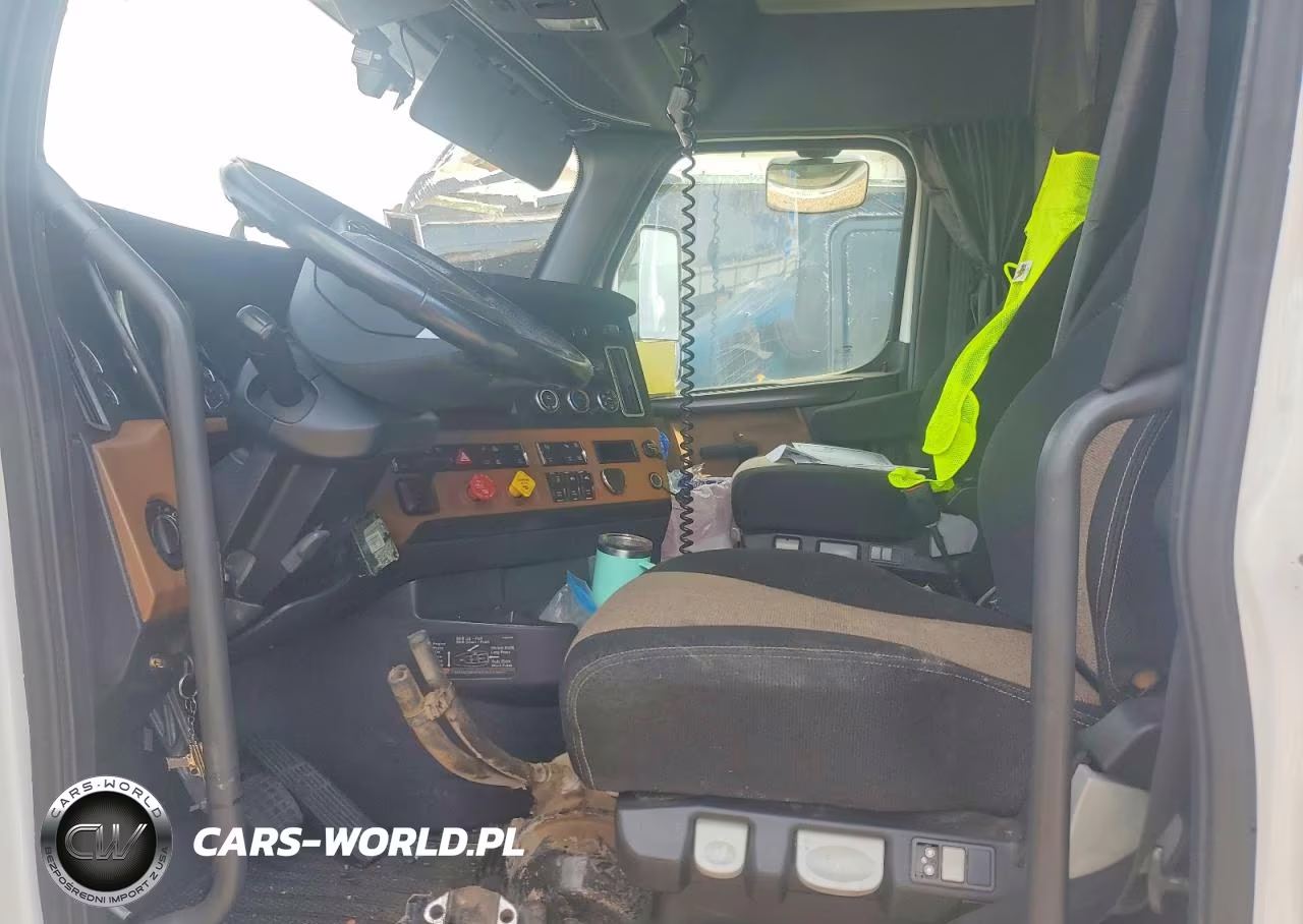 2020 Freightliner Cascadia 126 VIN:3AKJHHDR1LSLP7490 - 7