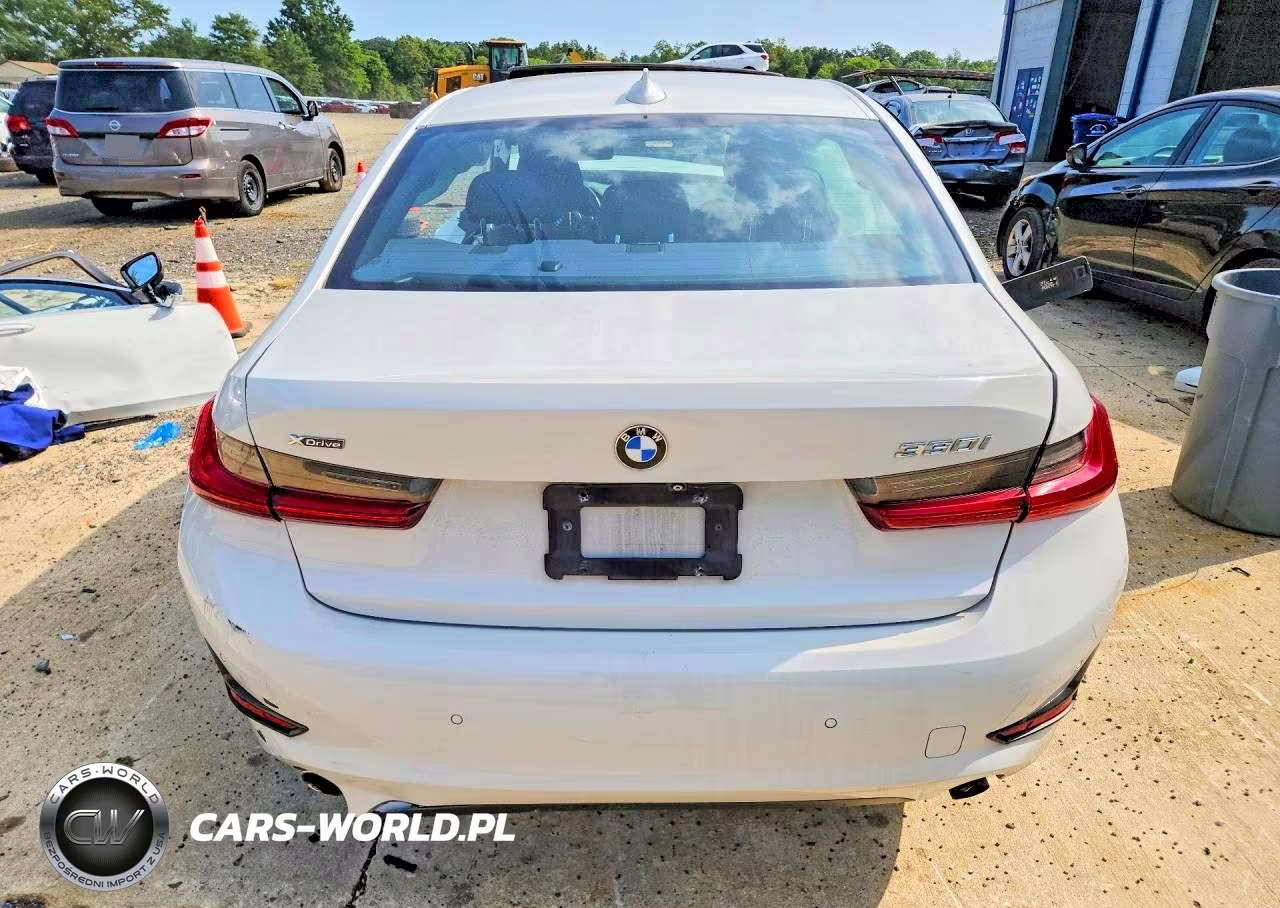 2019 BMW 330Xi VIN:WBA5R7C5XKFH02838 - 6