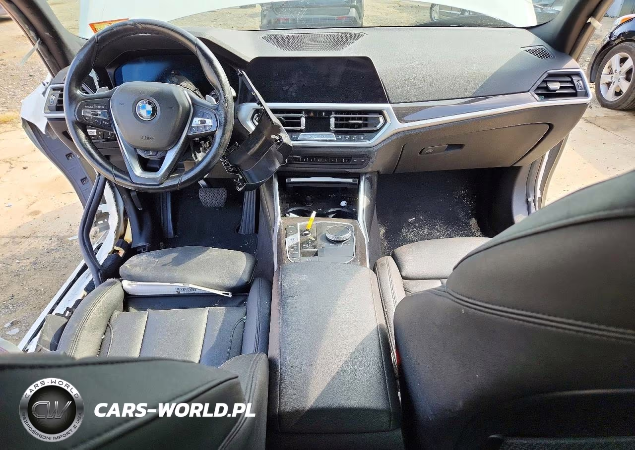 2019 BMW 330Xi VIN:WBA5R7C5XKFH02838 - 8