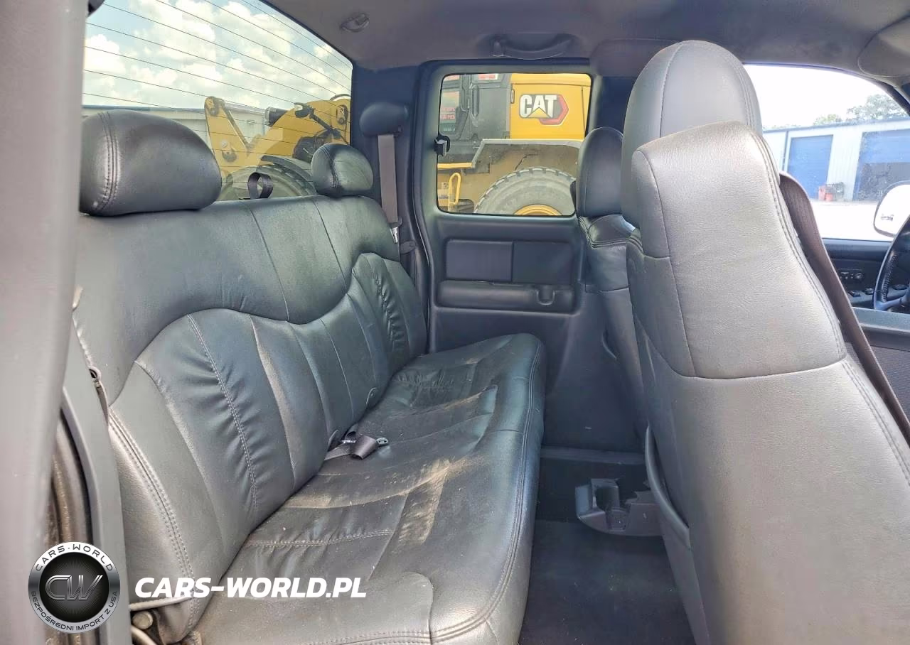 2002 Chevrolet Silverado C1500 VIN:2GCEC19T721109417 - 10