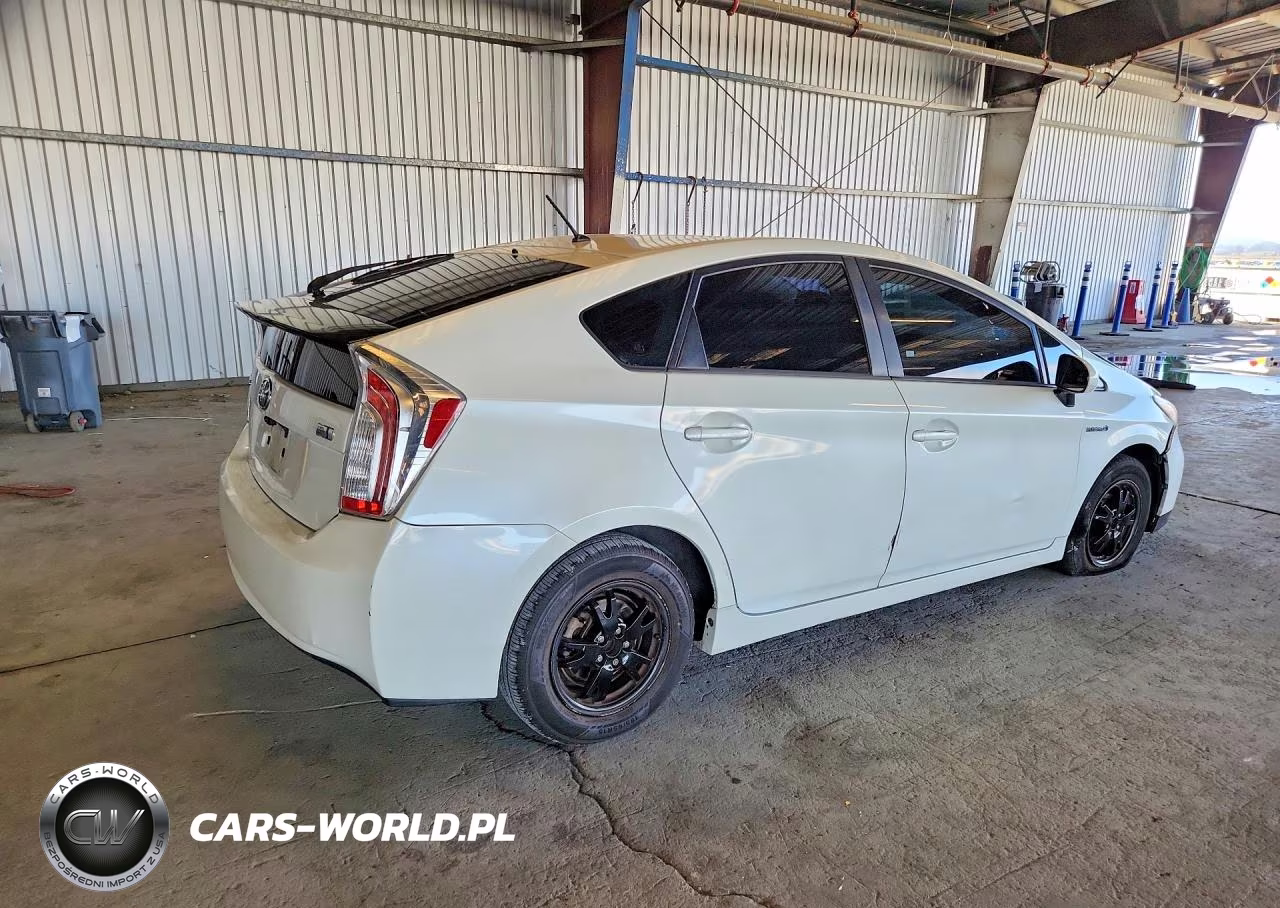 2012 Toyota Prius Two VIN:JTDKN3DU9C1554936 - 3