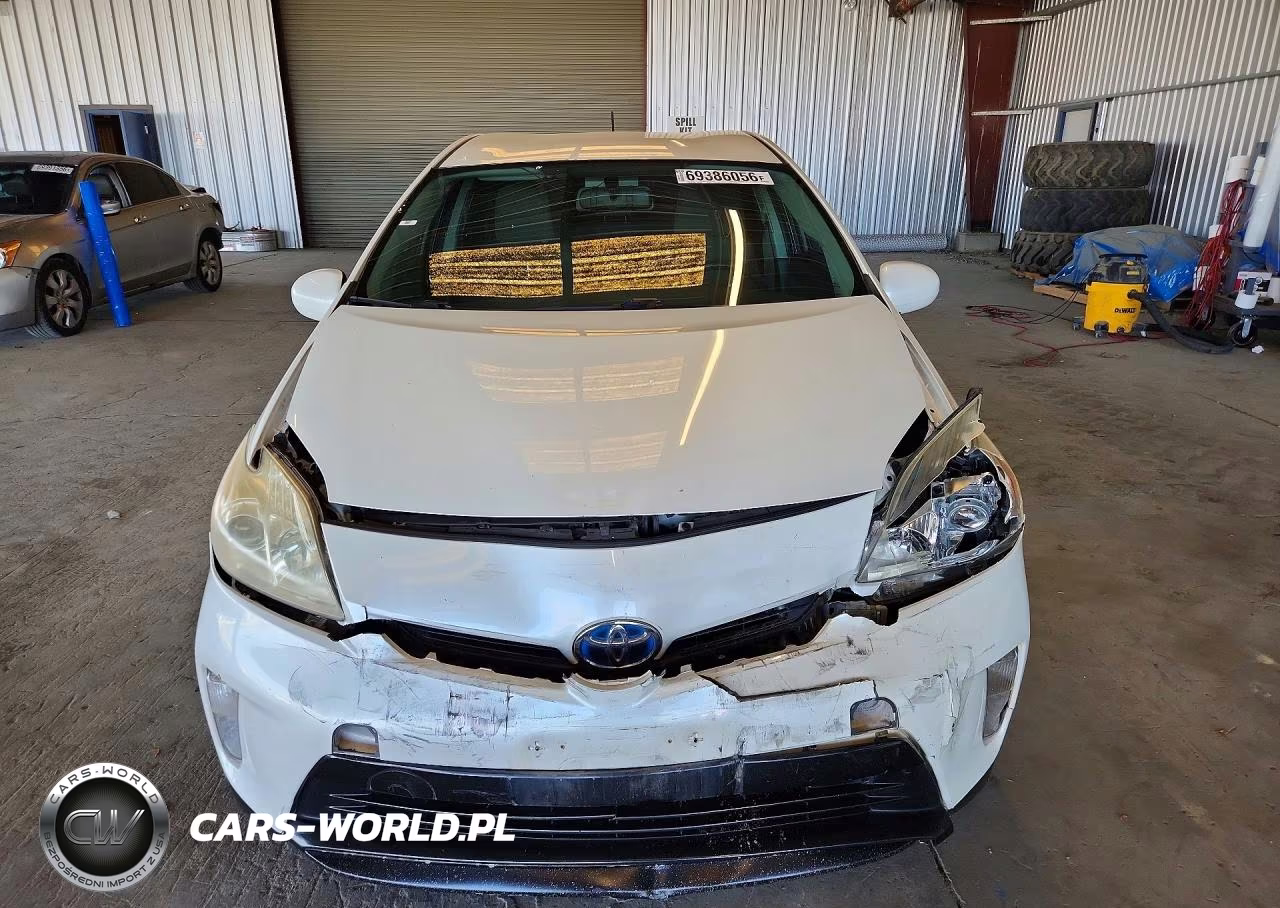 2012 Toyota Prius Two VIN:JTDKN3DU9C1554936 - 5