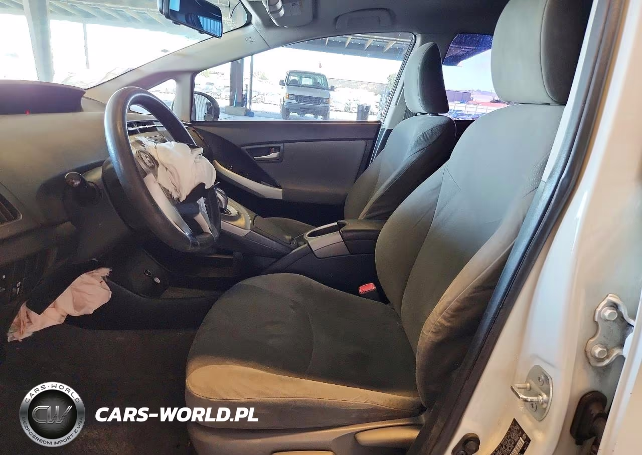 2012 Toyota Prius Two VIN:JTDKN3DU9C1554936 - 7