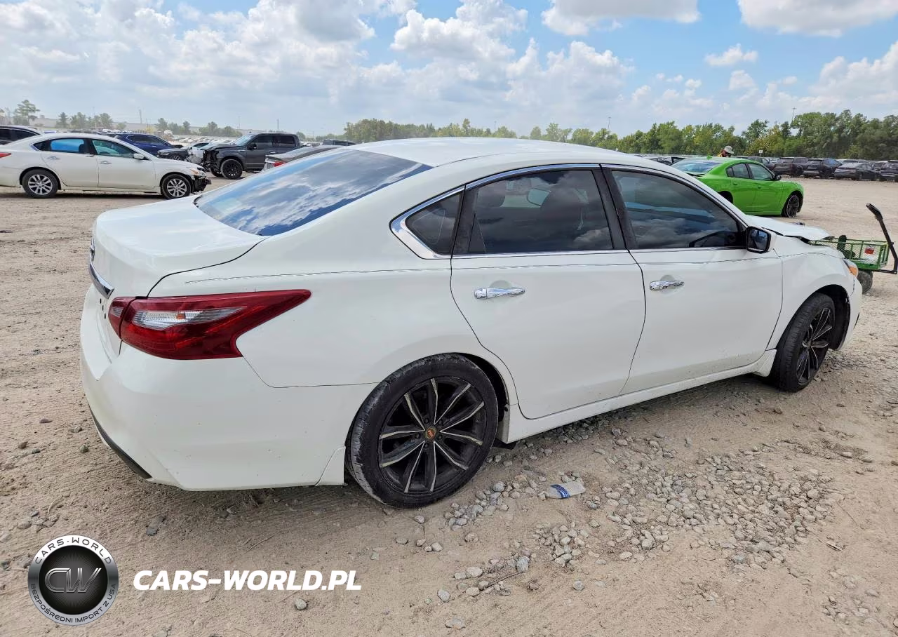 2018 Nissan Altima 2.5 S VIN:1N4AL3AP6JC230205 - 3