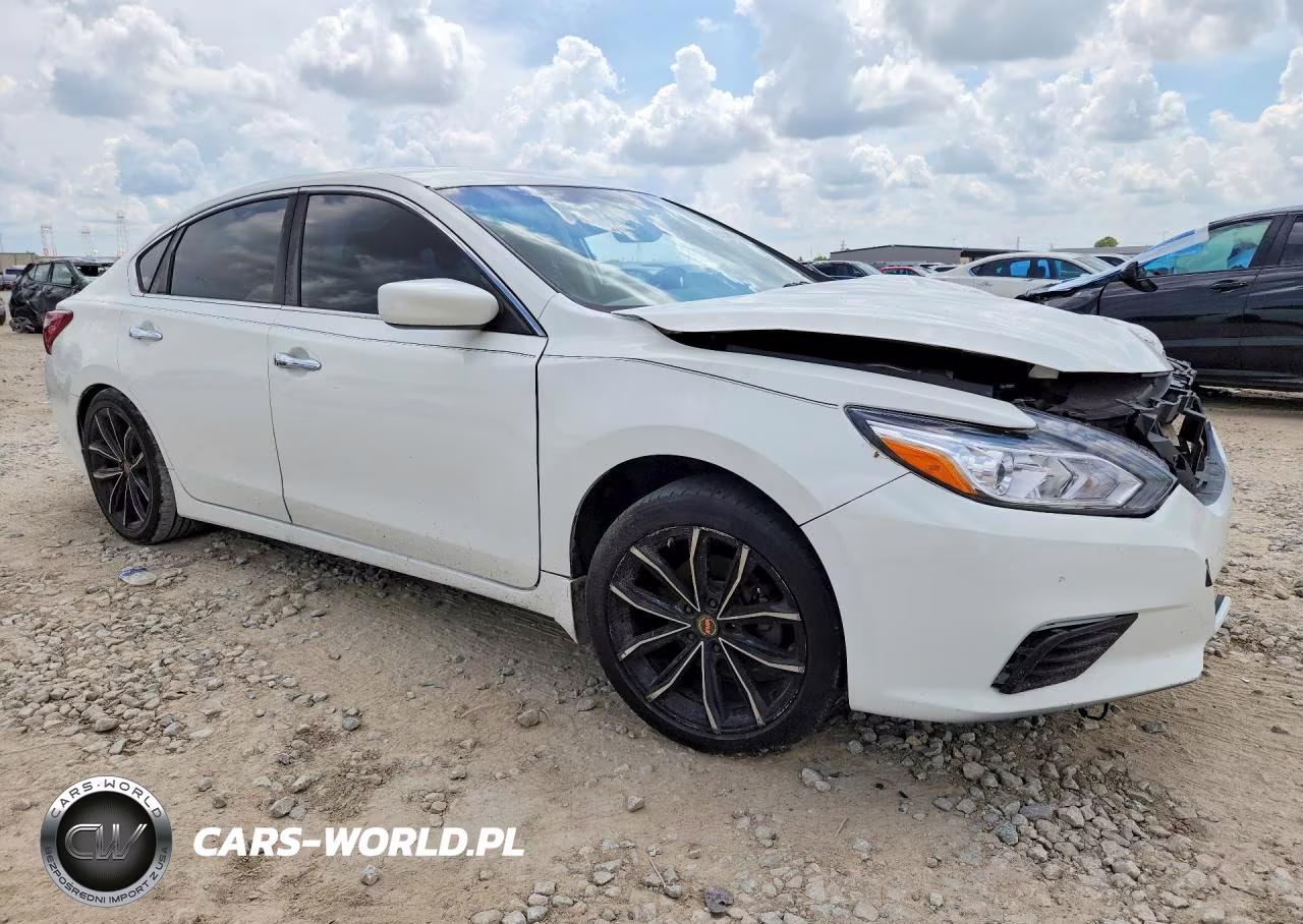 2018 Nissan Altima 2.5 S VIN:1N4AL3AP6JC230205 - 4