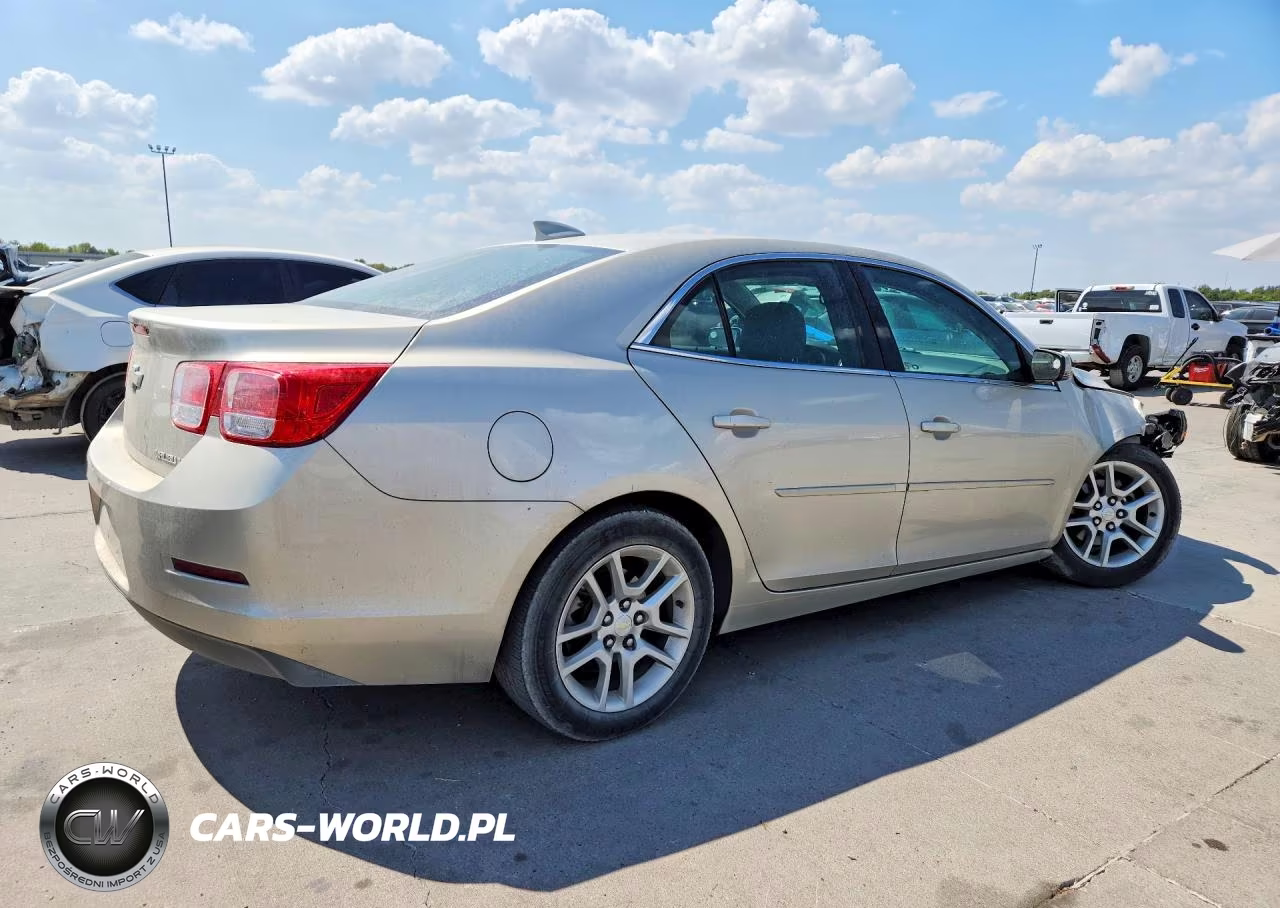 2015 Chevrolet Malibu 1Lt VIN:1G11C5SL9FF260945 - 3