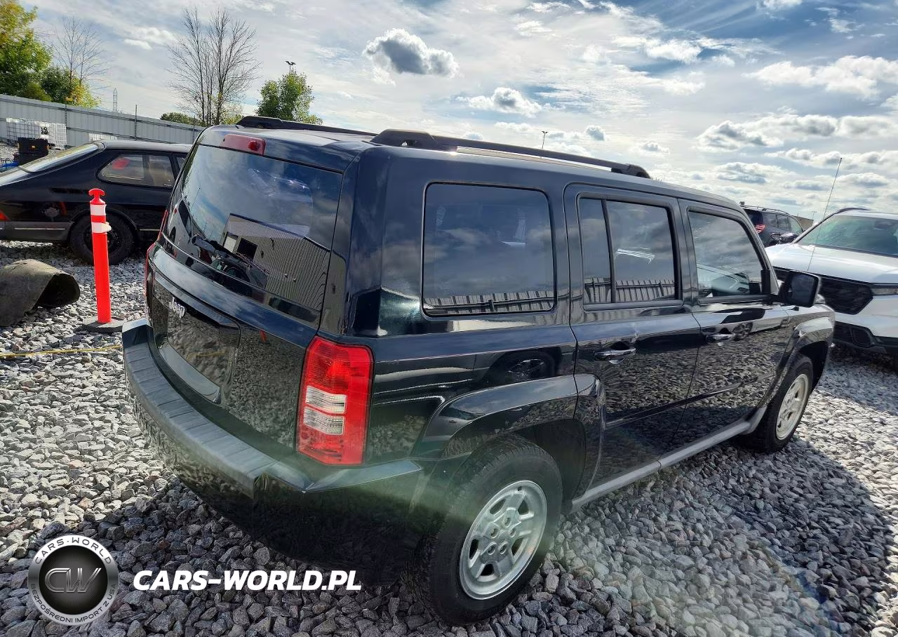 2010 Jeep Patriot Sport VIN:1J4NF2GB6AD657879 - 3