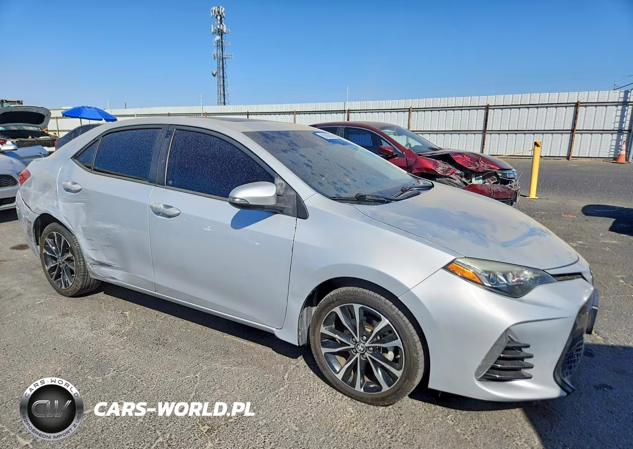2017 Toyota Corolla Xse VIN:5YFBURHE0HP630684 - 4