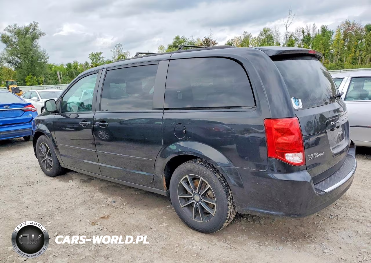 2017 Dodge Grand Caravan Gt VIN:2C4RDGEGXHR717260 - 2