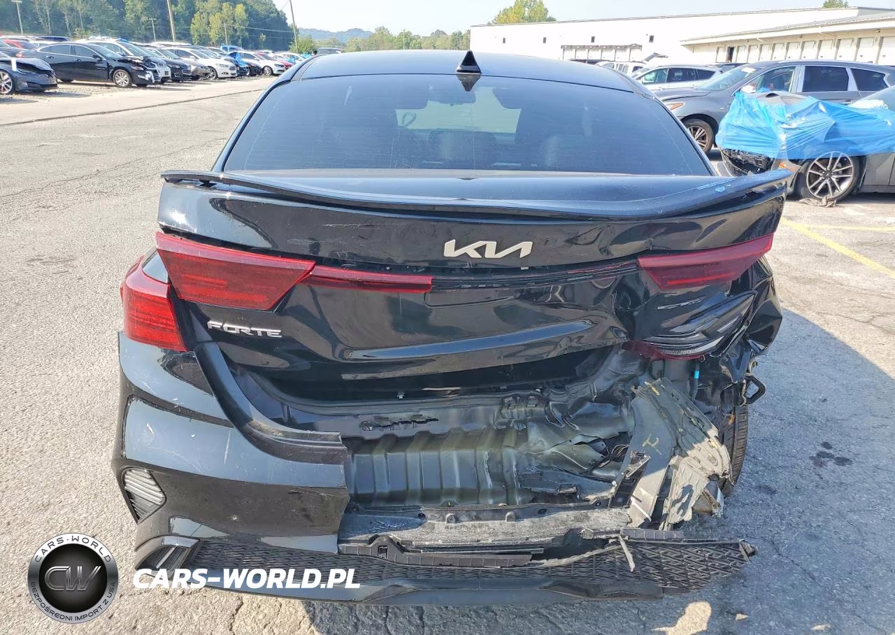 2022 Kia Forte Gt Line VIN:3KPF54AD0NE489521 - 6