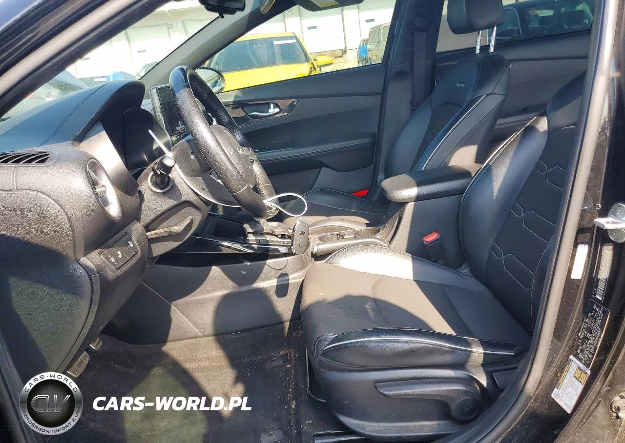2022 Kia Forte Gt Line VIN:3KPF54AD0NE489521 - 7