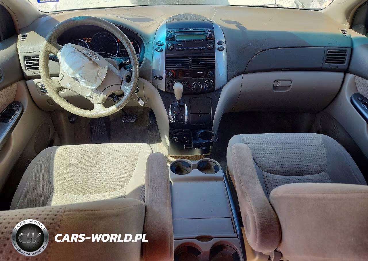 2010 Toyota Sienna Le 7-Passenger VIN:5TDKK4CC0AS311085 - 8