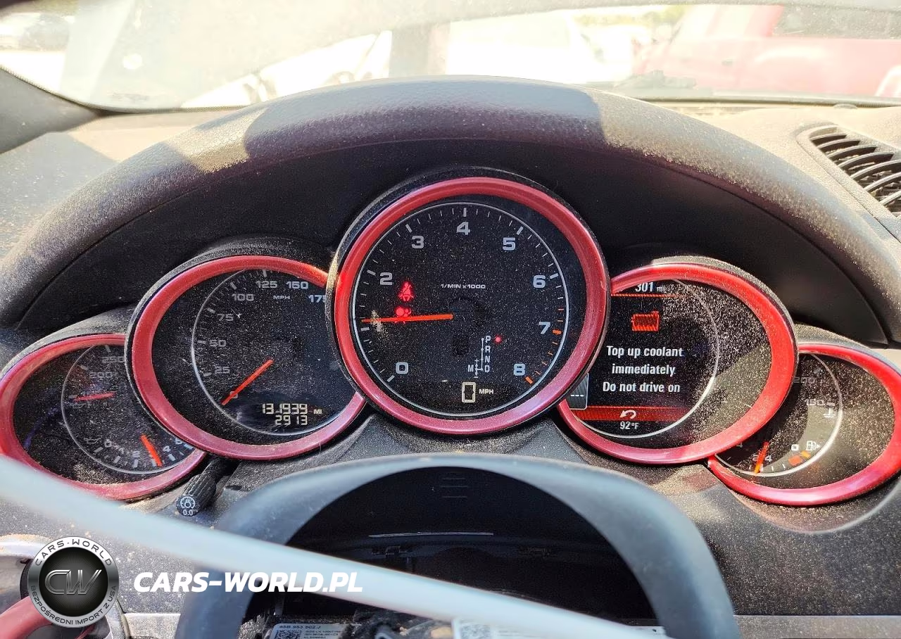 2016 Porsche Cayenne Cayenne VIN:WP1AA2A25GLA02637 - 9