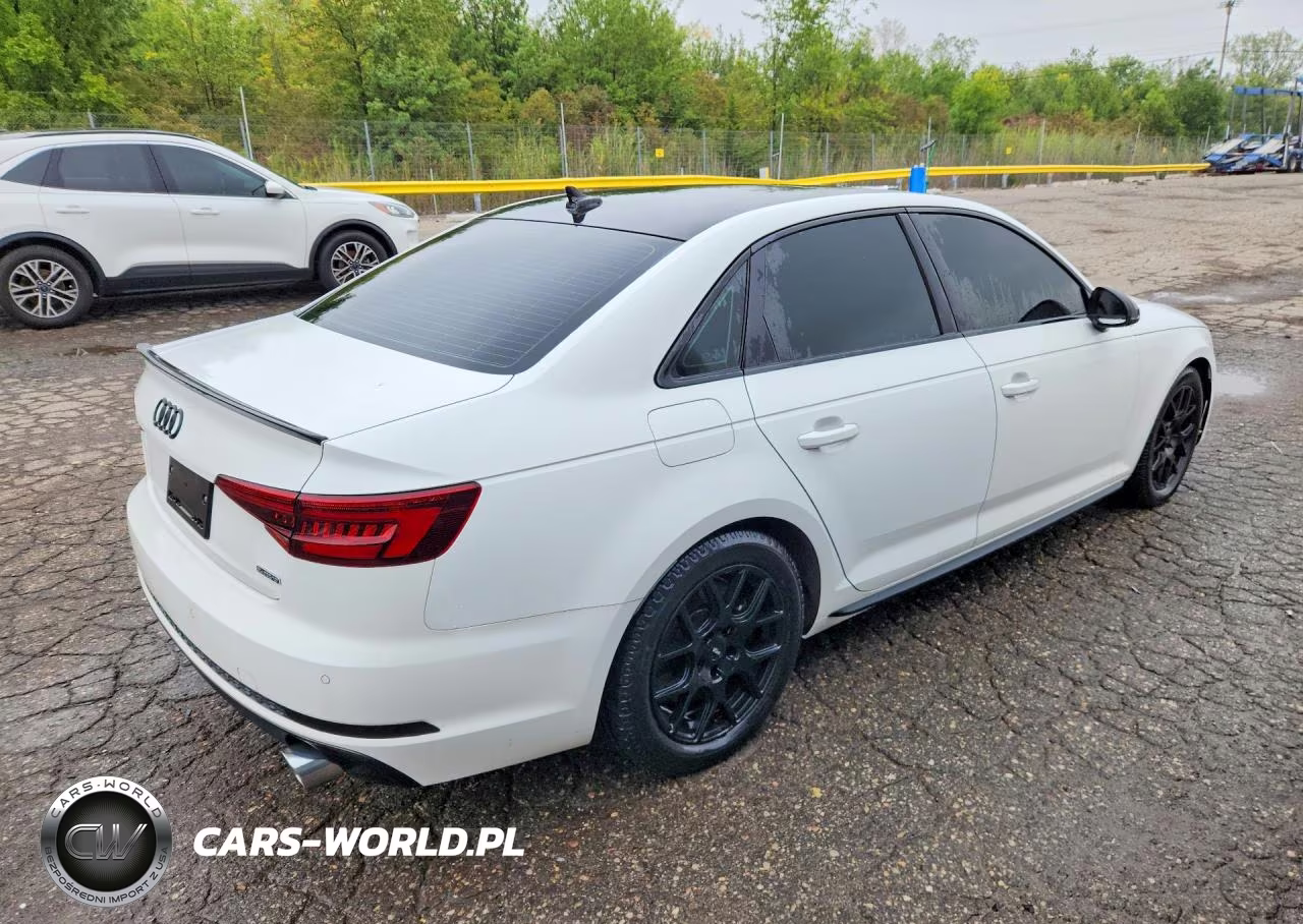 2018 Audi A4 Prestige VIN:WAUFNAF42JN009943 - 3