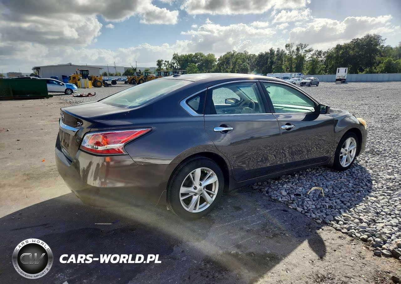 2015 Nissan Altima 2.5 Sv VIN:1N4AL3AP4FC134614 - 3