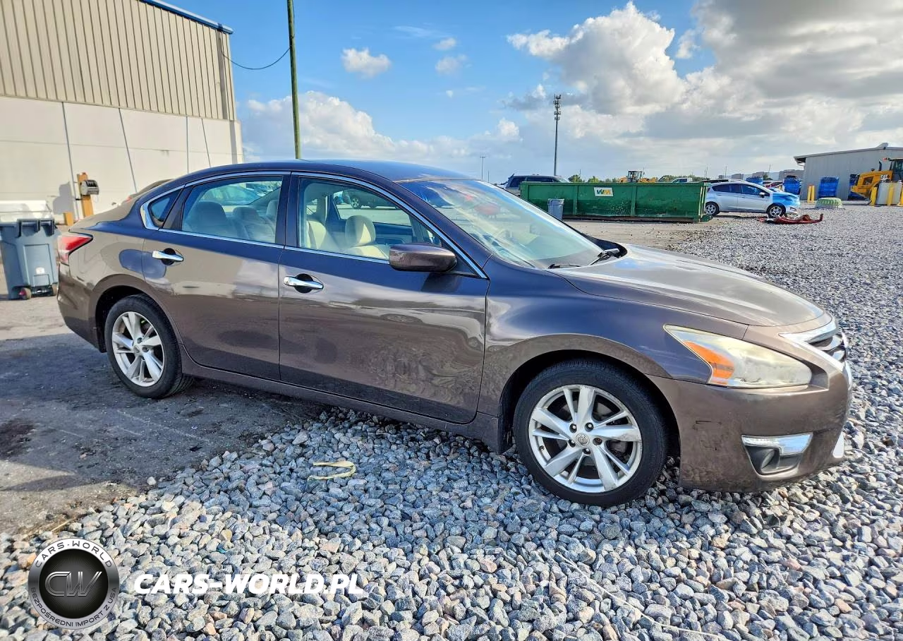 2015 Nissan Altima 2.5 Sv VIN:1N4AL3AP4FC134614 - 4