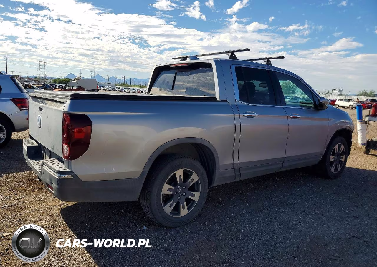 2017 Honda Ridgeline Rtl VIN:5FPYK3F78HB024490 - 3