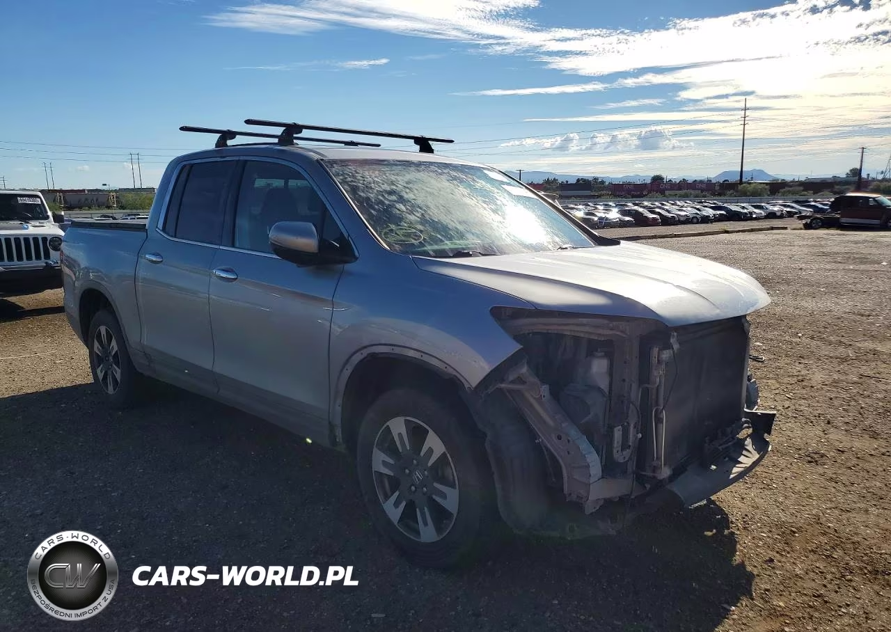 2017 Honda Ridgeline Rtl VIN:5FPYK3F78HB024490 - 4