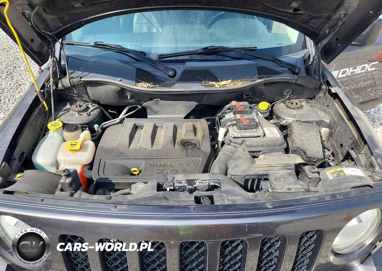 2017 Jeep Patriot Latitude VIN:1C4NJRFB5HD210775 - 12