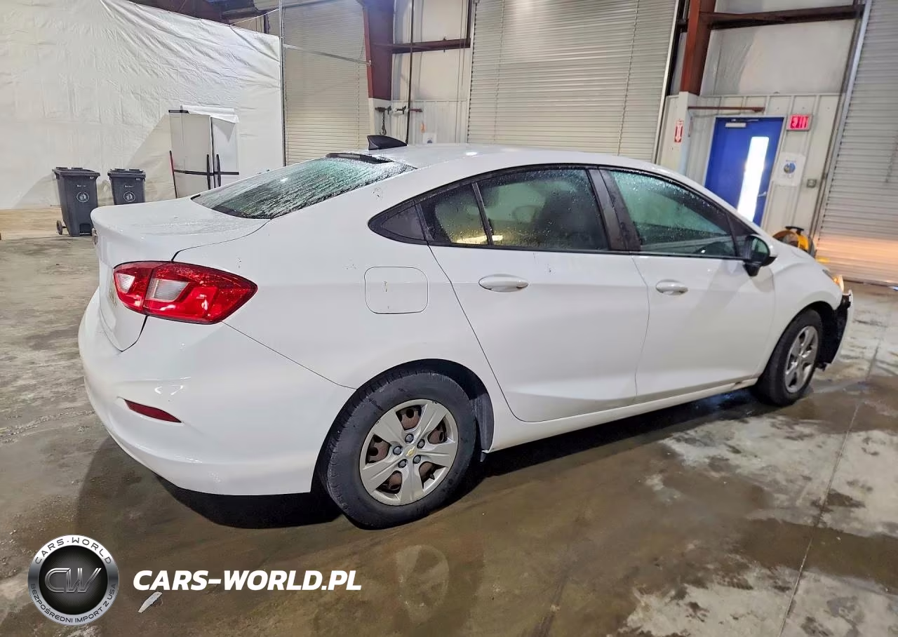 2018 Chevrolet Cruze Ls VIN:1G1BC5SM1J7218950 - 3